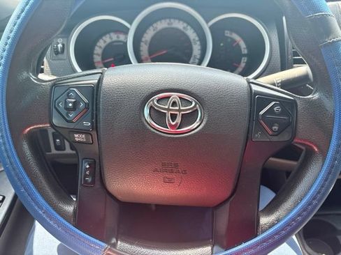 Used 2015 Toyota Tacoma 2WD Access Cab image 12
