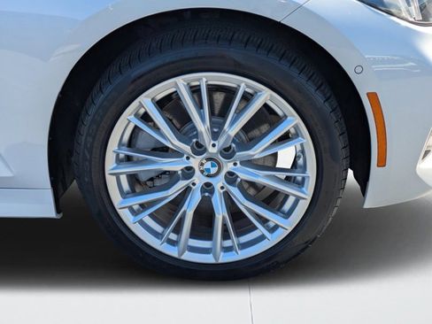 Used 2024 BMW 330i xDrive Sedan image 9