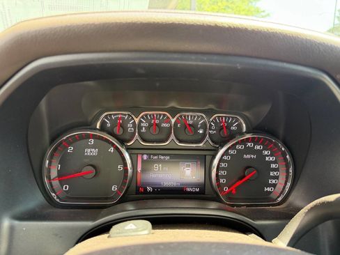 Used 2015 GMC Sierra 1500 SLT w/ SLT Crew Cab Value Package AWD/4WD image 9