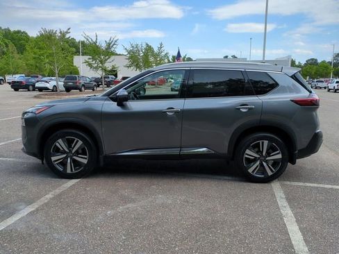 Used 2023 Nissan Rogue SL AWD/4WD image 7