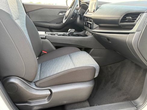 Certified 2023 Nissan Rogue SV image 41