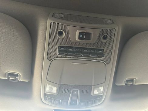 Used 2019 Ford F250 Lariat w/ Lariat Ultimate Package AWD/4WD image 27