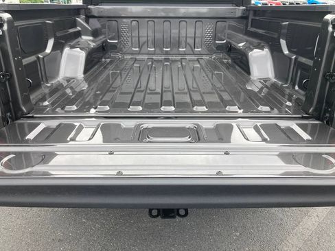 New 2025 Jeep Gladiator Sport image 26