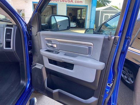 Used 2017 RAM 1500 Classic SLT image 22