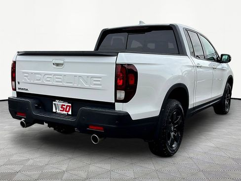 Used 2024 Honda Ridgeline Black Edition image 6