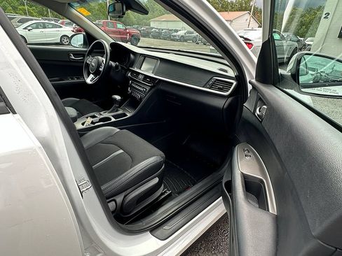 Used 2019 Kia Optima S FWD image 24