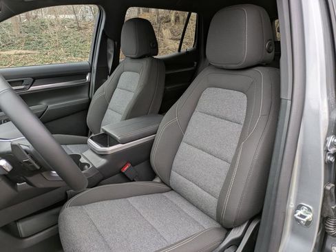 New 2026 GMC Terrain Elevation AWD/4WD image 12