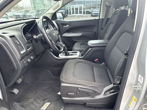 Certified 2019 Chevrolet Colorado LT w/ LT Convenience Package image 17
