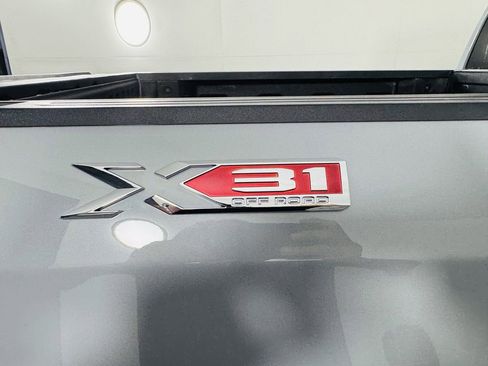 Used 2024 GMC Sierra 1500 Elevation w/ X31 Off-Road Package AWD/4WD image 28