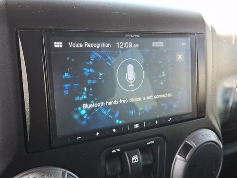 Used 2011 Jeep Wrangler Sport AWD/4WD image 18