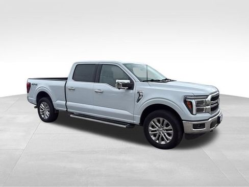 Used 2025 Ford F150 Lariat w/ Tow/Haul Package AWD/4WD image 14