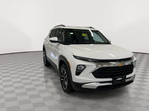 Certified 2025 Chevrolet TrailBlazer LT AWD/4WD image 13