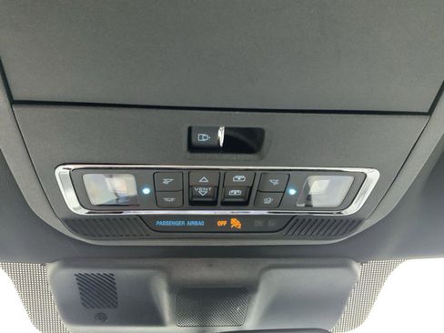 Used 2025 Ford F150 Raptor AWD/4WD image 59