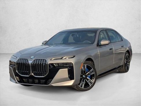 Certified 2023 BMW i7 xDrive60 image 1