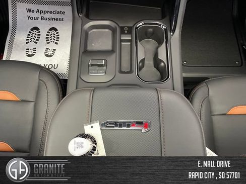 New 2026 GMC Sierra 2500 AT4 w/ AT4 Premium Plus Package AWD/4WD image 28