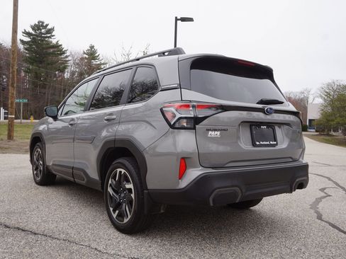 Used 2025 Subaru Forester Limited AWD/4WD image 7