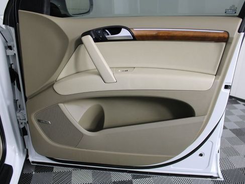 Used 2015 Audi Q7 3.0T Premium Plus w/ Premium Plus Package image 34