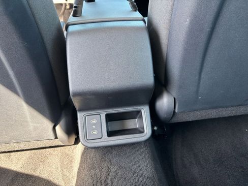 Used 2025 Kia K4 LXS image 23