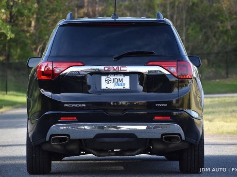 Used 2017 GMC Acadia Denali w/ Technology Package AWD/4WD image 6
