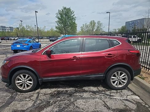Used 2019 Nissan Rogue Sport S w/ Appearance Package image 8