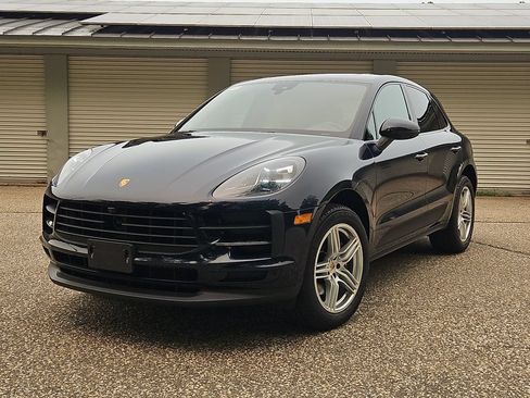 Certified 2021 Porsche Macan w/ Premium Package Plus AWD/4WD image 1