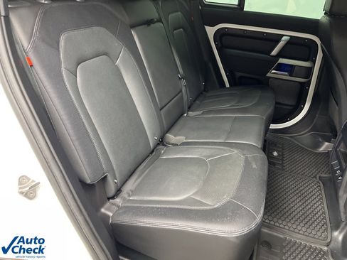 Used 2023 Land Rover Defender 110 X-Dynamic SE image 23
