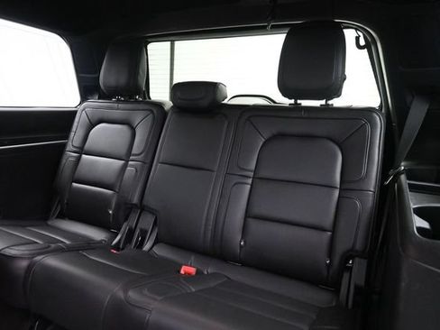 Used 2018 Lincoln Navigator Reserve w/ Technology Package AWD/4WD image 20