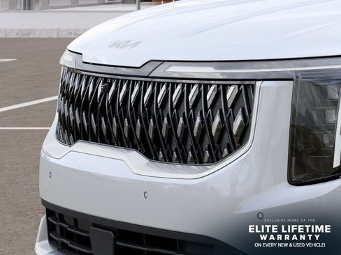New 2026 Kia Carnival EX FWD image 13