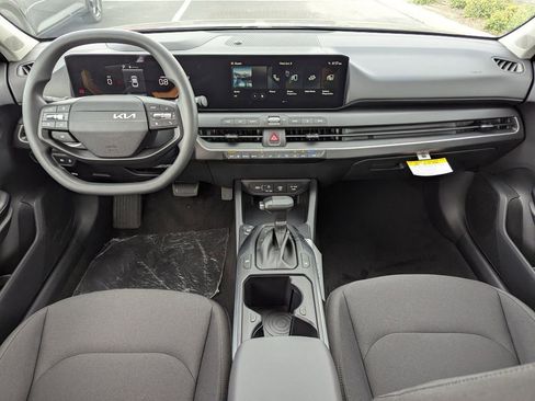 New 2026 Kia K4 FWD image 13