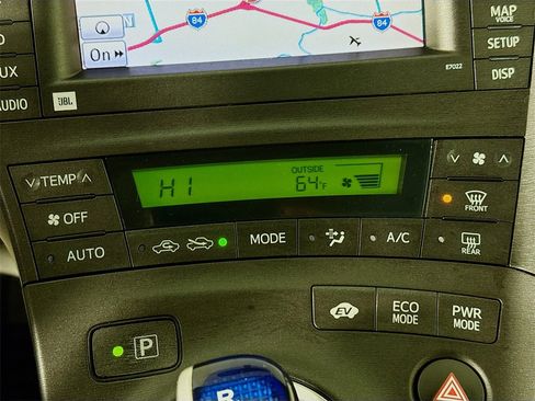 Used 2010 Toyota Prius Five image 17