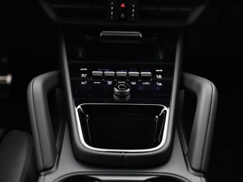 New 2026 Porsche Cayenne S AWD/4WD image 28