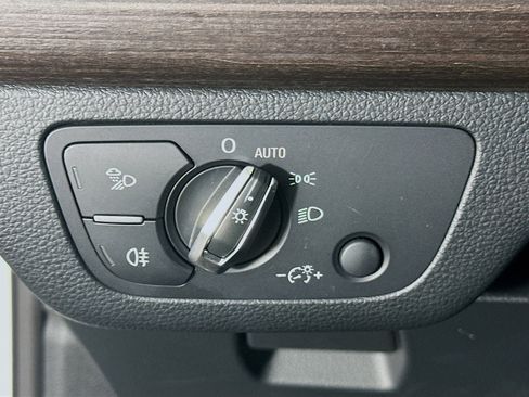 Used 2024 Audi Q5 2.0T Premium Plus image 17