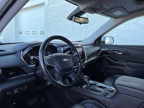 Used 2021 Chevrolet Traverse High Country AWD/4WD image 9