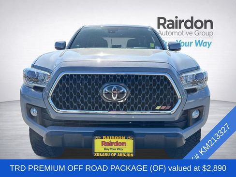 Used 2019 Toyota Tacoma TRD Off-Road AWD/4WD image 2