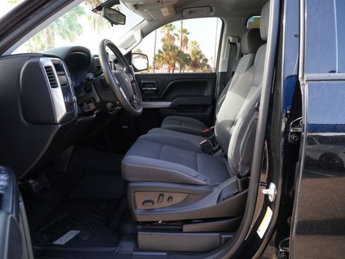Used 2018 Chevrolet Silverado 1500 LT w/ Texas Edition RWD image 7