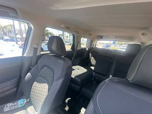 Used 2025 Nissan Pathfinder SV FWD image 20