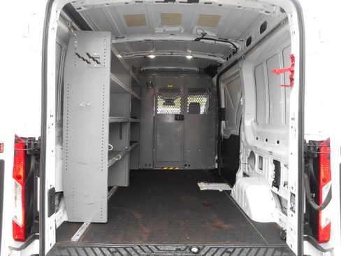 Used 2018 Ford Transit 250 130 Medium Roof RWD image 16