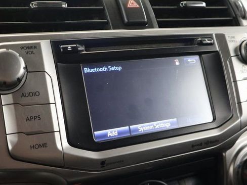 Used 2017 Toyota 4Runner SR5 AWD/4WD image 21