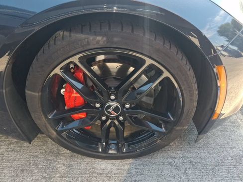 Used 2014 Chevrolet Corvette Stingray Coupe RWD image 4