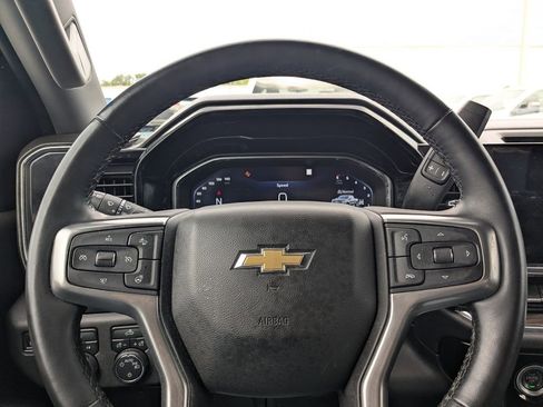 Used 2023 Chevrolet Silverado 1500 LT AWD/4WD image 22