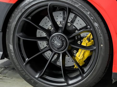 Used 2018 Porsche 911 GT2 RS RWD image 15