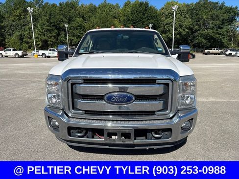 Used 2013 Ford F250 Lariat w/ Chrome Pkg RWD image 2