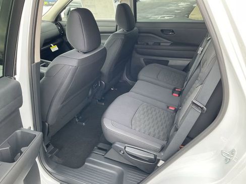New 2026 Nissan Pathfinder SV image 13