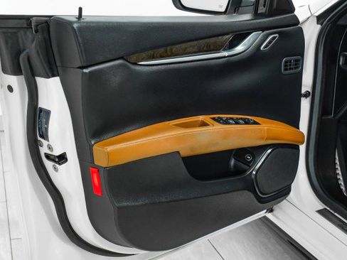 Used 2016 Maserati Ghibli S Q4 image 40