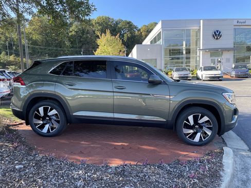 New 2026 Volkswagen Atlas Cross Sport SEL image 4