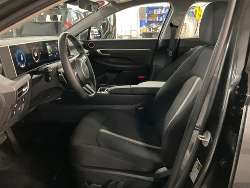 Certified 2026 Hyundai Sonata SEL AWD/4WD image 14