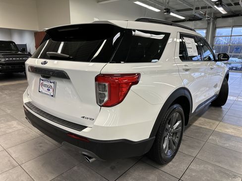 Certified 2023 Ford Explorer XLT w/ Equipment Group 202A image 13