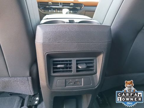 Used 2026 GMC Canyon AT4 w/ AT4 Premium Package AWD/4WD image 12
