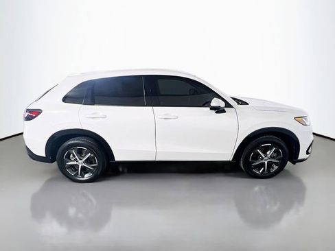 Used 2025 Honda HR-V EX-L image 9