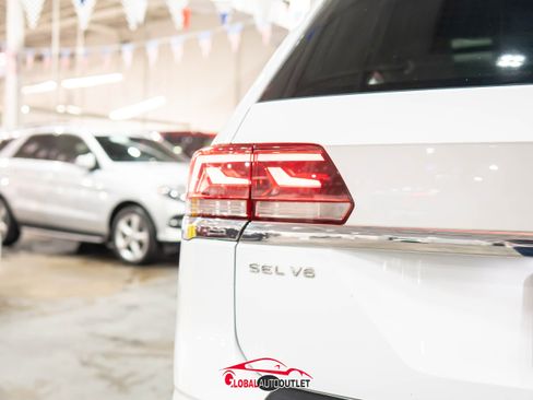 Used 2021 Volkswagen Atlas SEL image 45